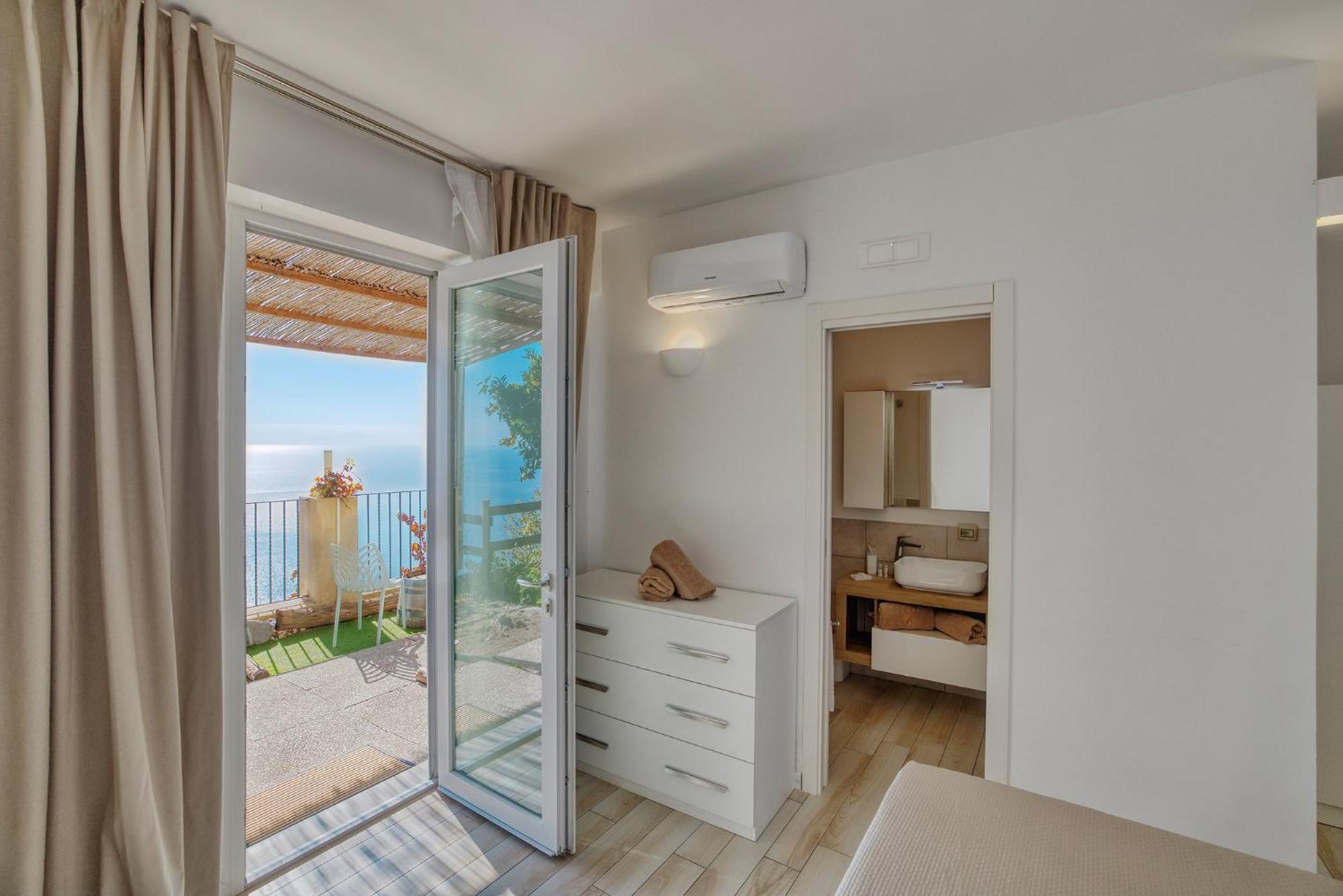 Tenuta La Picola Furore Rom bilde